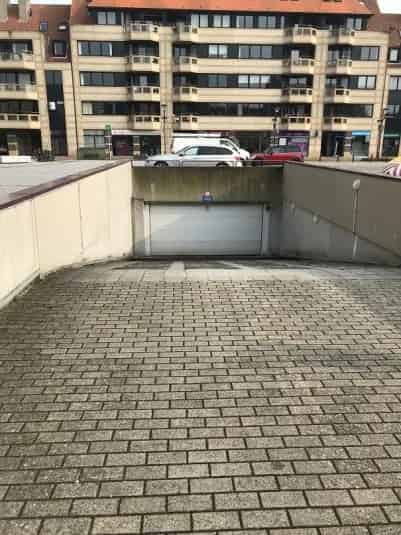 Garagebox te huur Sint Denisplaats