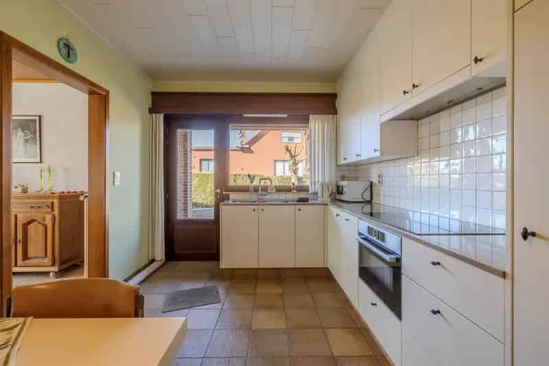 Vrijstaande woning op perceel van circa 900m².