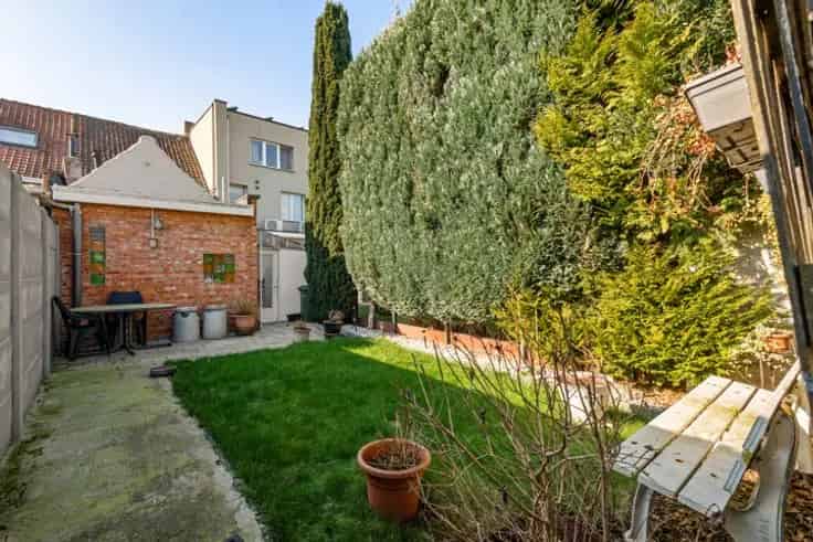 Huis te Koop Schelle: Renovatieproject met Tuin
