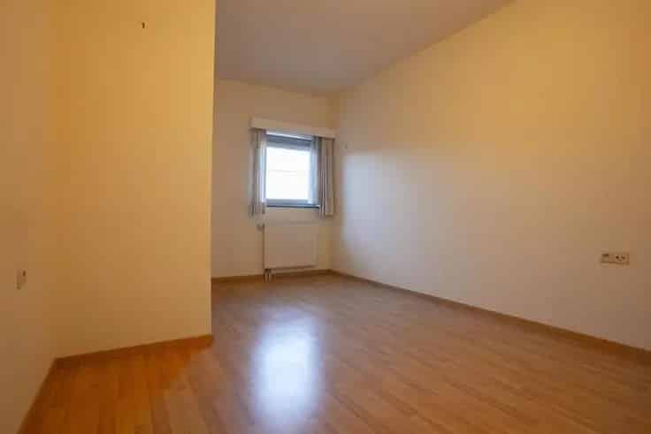 Serviceflat Te Koop Beveren: Comfort en Zorg op Maat
