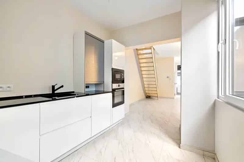 Instapklare, gerenoveerde 3-slpk woning in centrum