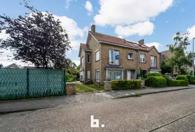 Gerenoveerde herenwoning met stadstuin in hartje Brugge