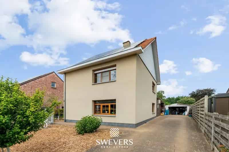 Gezellige en instapklare woning op 17a met uitzicht op groen in Lummen