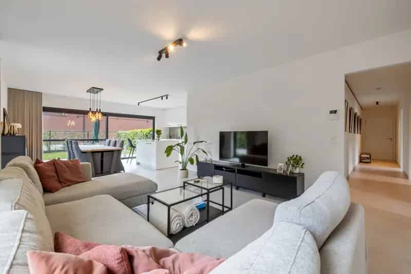 Appartement te koop: Instapklaar gelijkvloersappartement met tuin