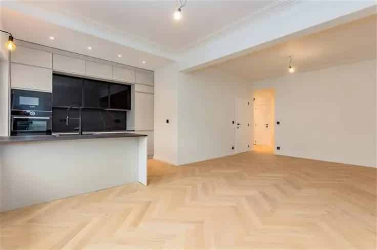 Appartement te Koop Mortsel 2 Slaapkamers Luxe Gerenoveerd