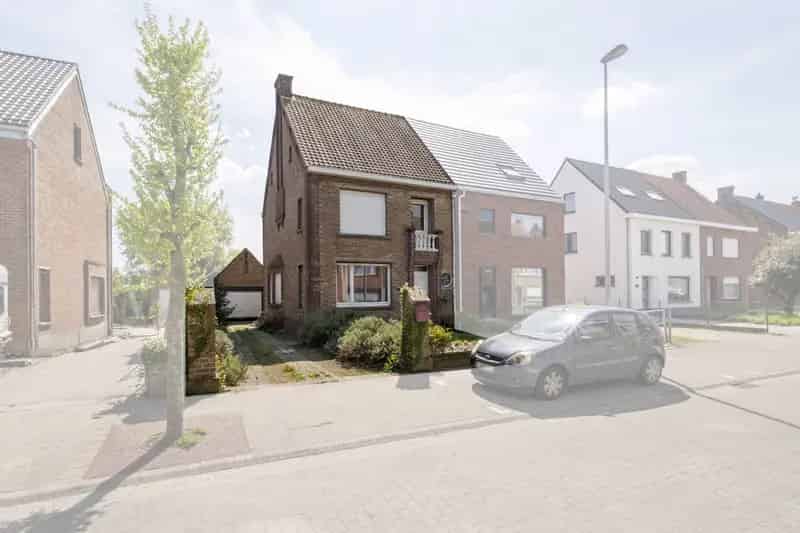 Gezinswoning 3 slaapkamers Gistel te renoveren