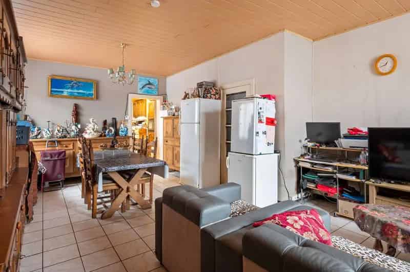 Te renoveren woning met 2 slaapkamers op boogscheut van centrum Lier