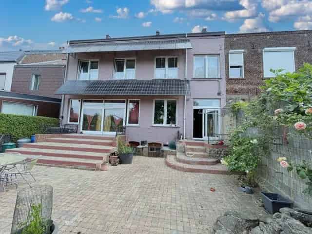 Villa te koop in Gouy-Lez-Piéton