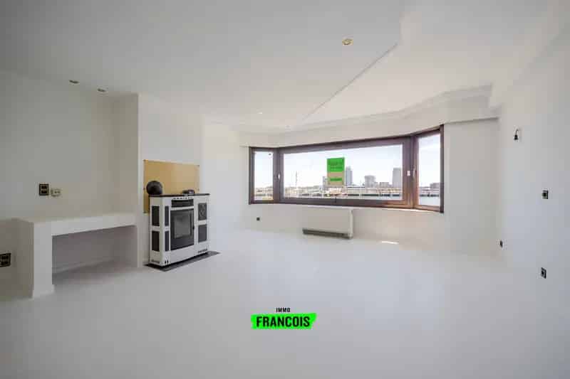 Twee Slaapkamer Appartement met zicht op Jachthaven in Centrum Oostende