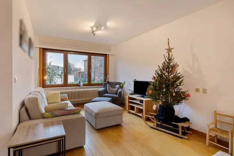 LINDEN ruime woning 4-6 slks