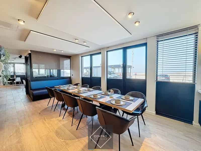 Uniek & exclusief aanbod: instapklaar (zo goed als nieuw) HORECAPAND (restaurant/brasserie) met inboedel TE KOOP op de zeedijk te Zeebrugge!