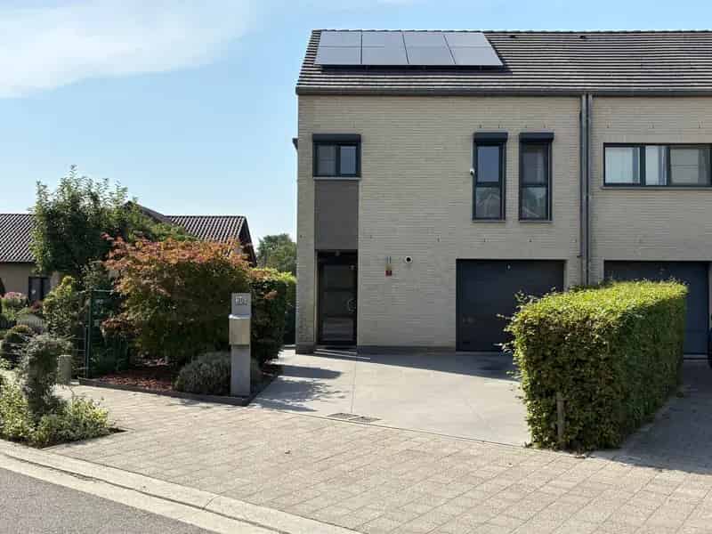 Verzorgde woning met 4 slaapkamers