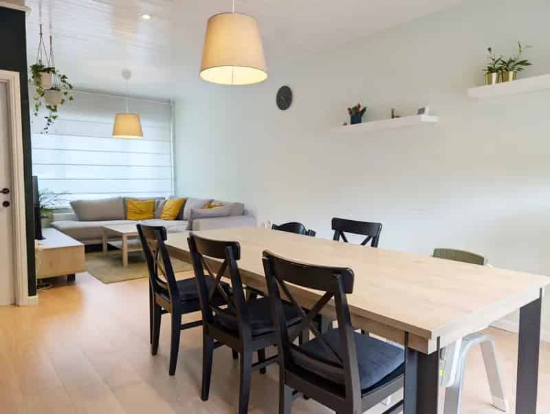 Huis te koop: Gerenoveerde woning met tuin en privébos