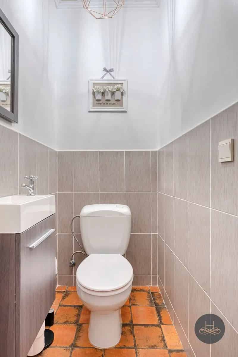 Karaktervolle, gerenoveerde ruime woning met ingerichte tuin