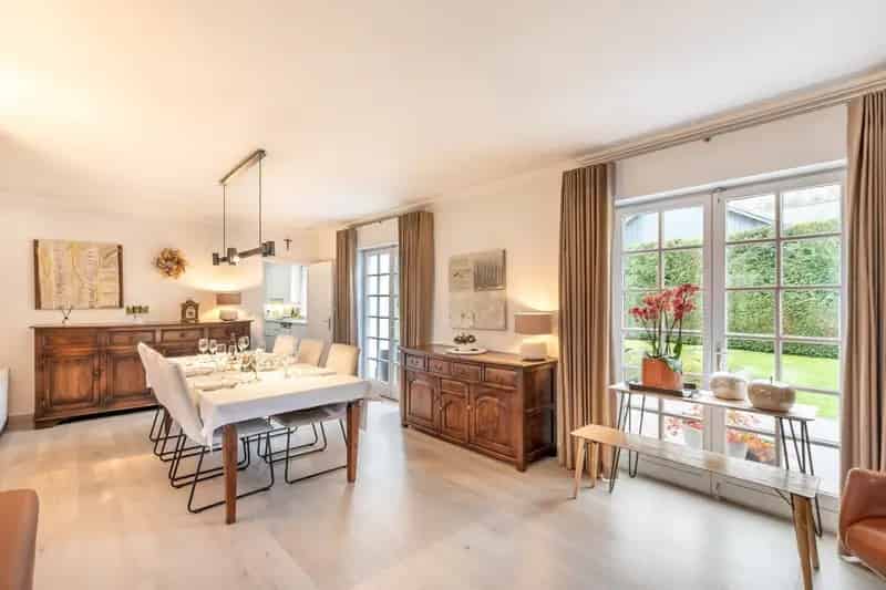 Knappe villa op residentiele toplocatie!