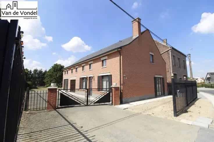 Ruime Villa te Koop Ternat 4 slaapkamers Grote Tuin Garage