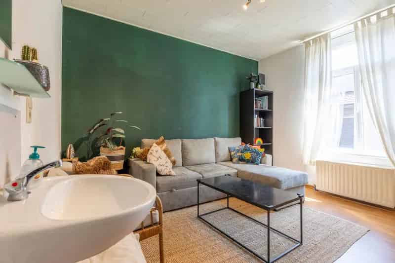 Woning met 3 slaapkamers en tuintje nabij het UZ Gent!
