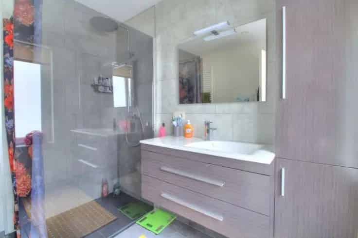 Duplex Te Koop