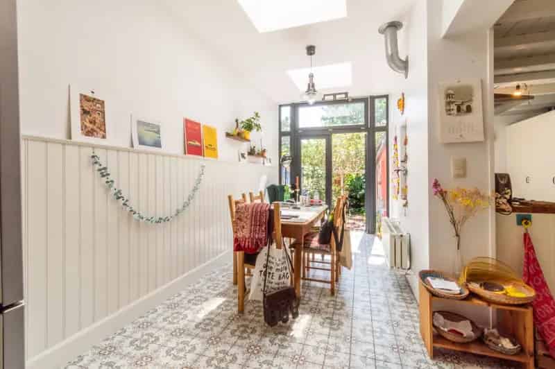 Ruime (196m²) en goed onderhouden woning met 4 slaapkamers!