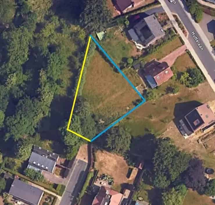 Zeer gunstig gelegen perceel grond in residentiële wijk te Heverlee