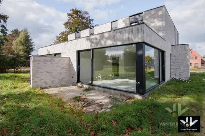 Nieuwbouw huis te koop in Kermt