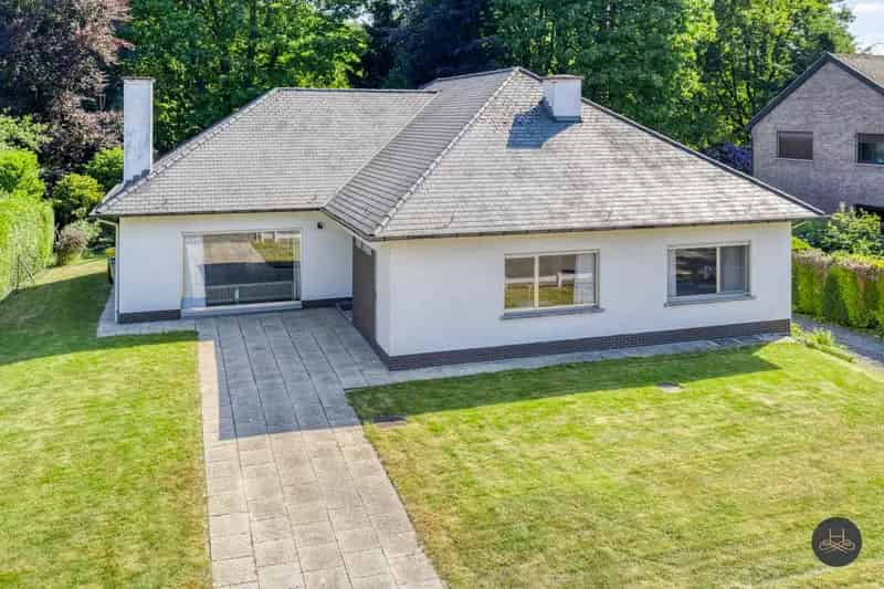 Verrassend ruime open woning met prachtige tuin