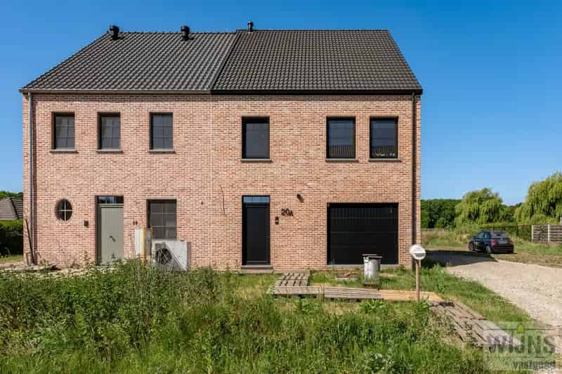 Huis te huur: 3-4 slaapkamers, moderne keuken, grote tuin, A+ label