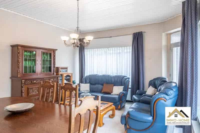 Zeer ruime woning met veel potentieel!