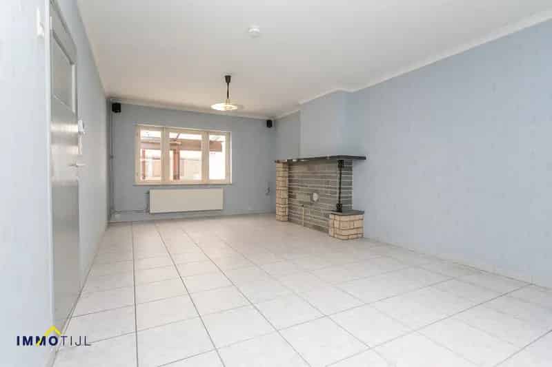 Instapklare woning met garage, rustige ligging!