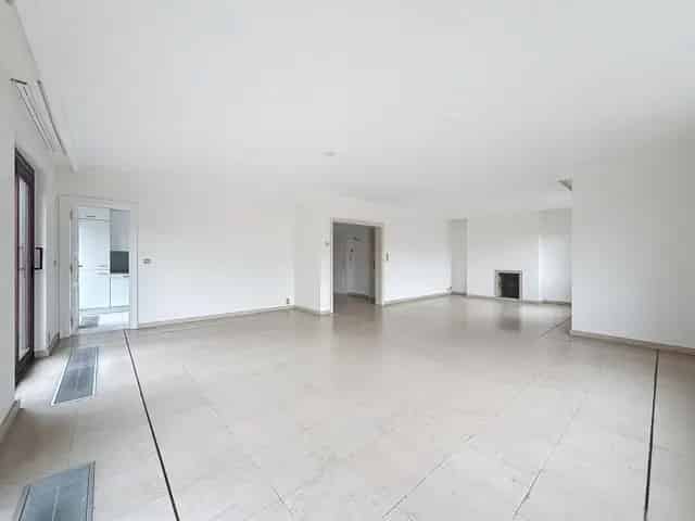 Appartement te huur in Ixelles