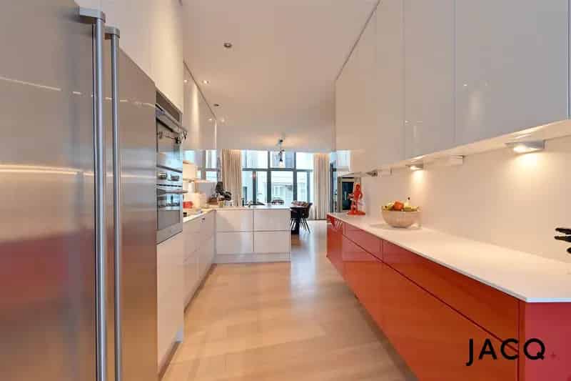 Triplex Appartement te Koop Boom 3 slaapkamers Dakterras Jacuzzi