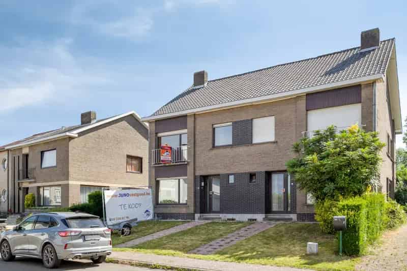 Huis te huur Zottegem Centrum: 4 slaapkamers, garage, tuin