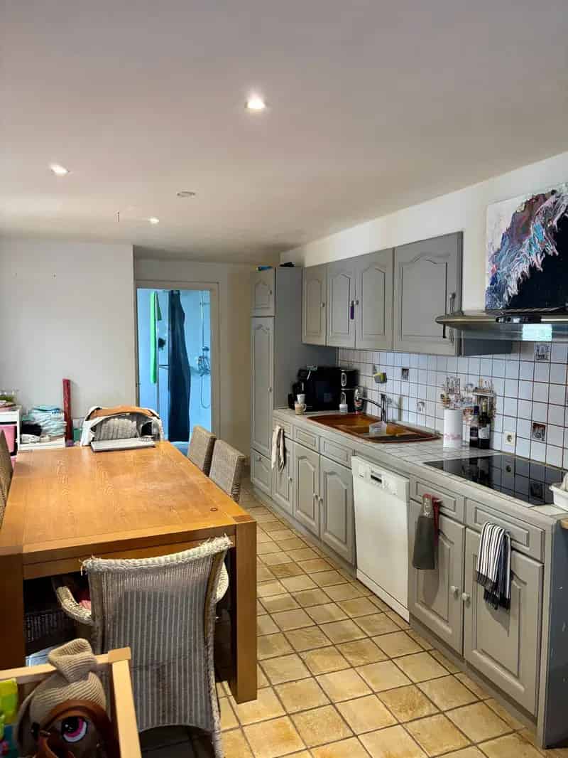 Huis te huur Menen: 4 slaapkamers, garage en koer