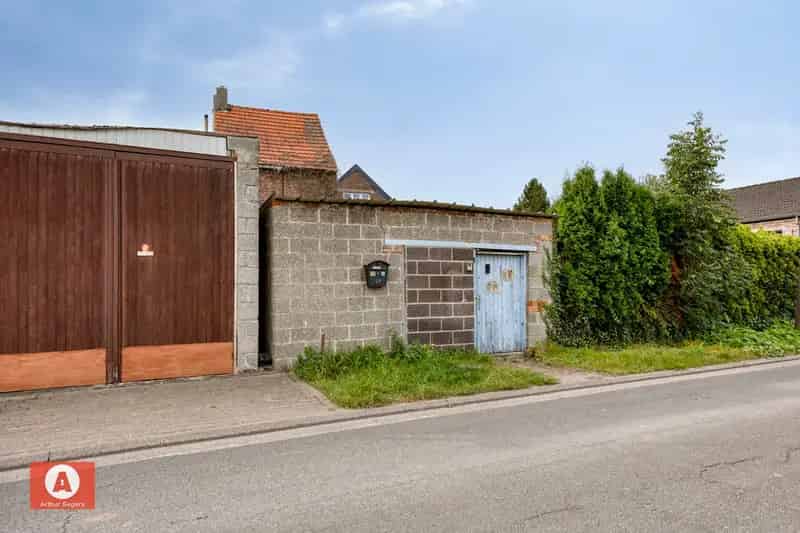 Te renoveren starters-woning of project