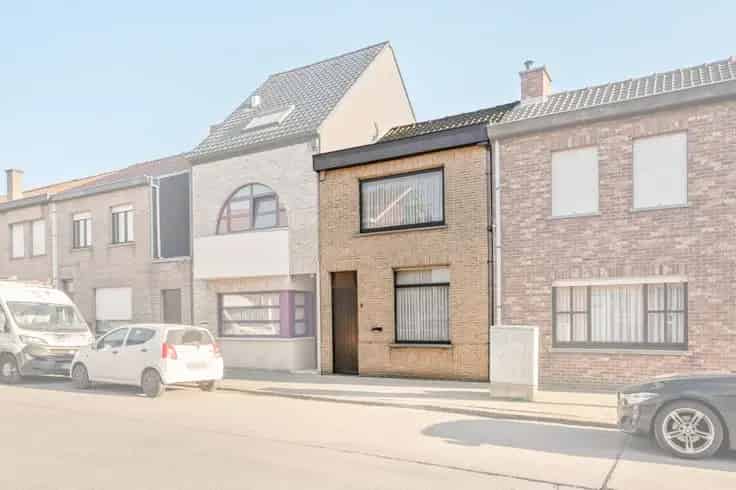 Huis Te Koop: Gezellige woning met tuin