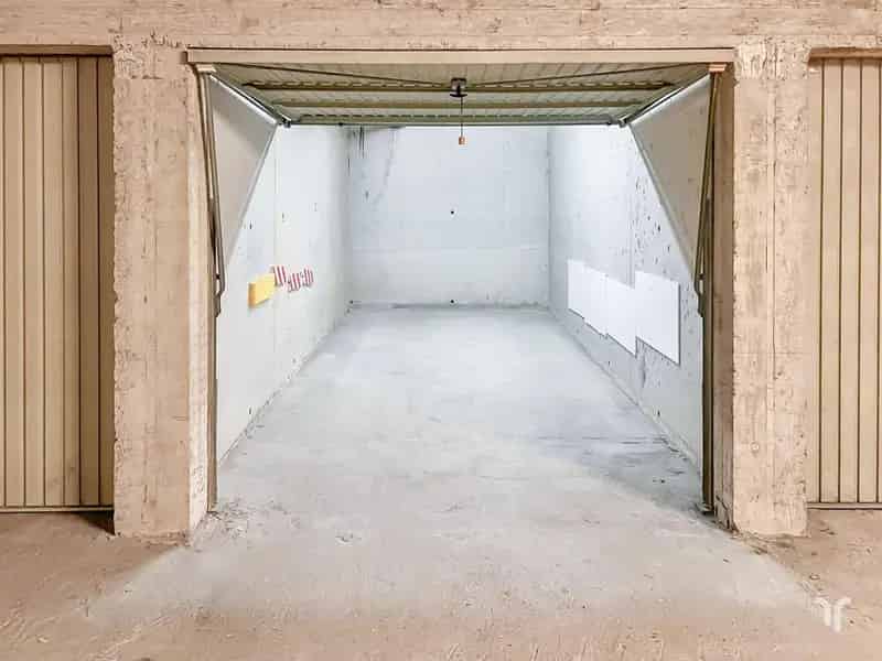 Parkings/Garage