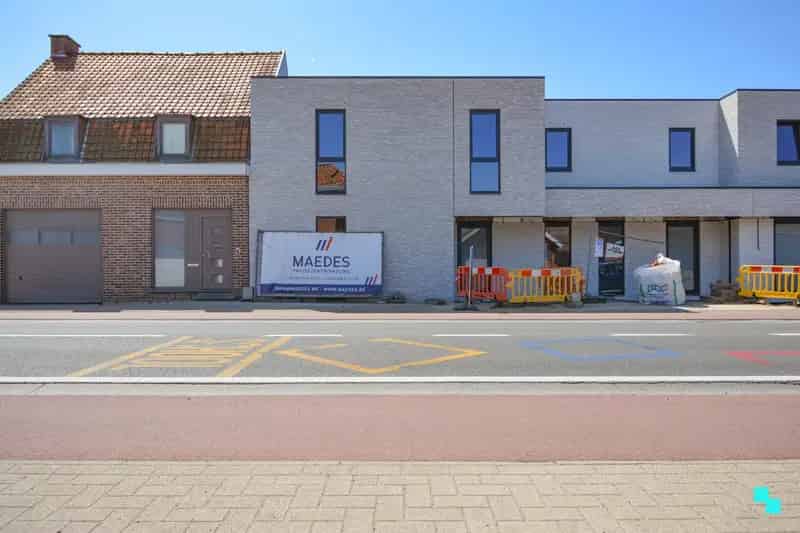 Gesloten nieuwbouwwoning met carport te Sleihage