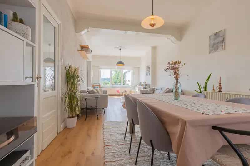 KERKSKEN - Karaktervolle woning met 3 slpk, tuin en garage!
