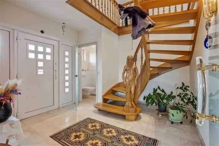 Villa Te Koop Instapklare Villa 4 slaapkamers 1285m²