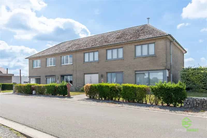 Ruime tweewoonst in Schakkebroek op 16a 45ca!