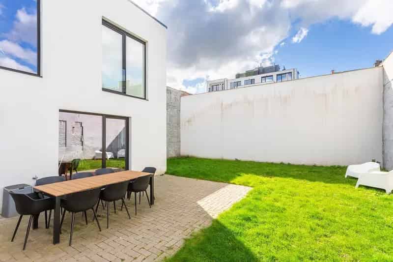 Ervaar het villa gevoel in hartje Markgravewijk! 8462771