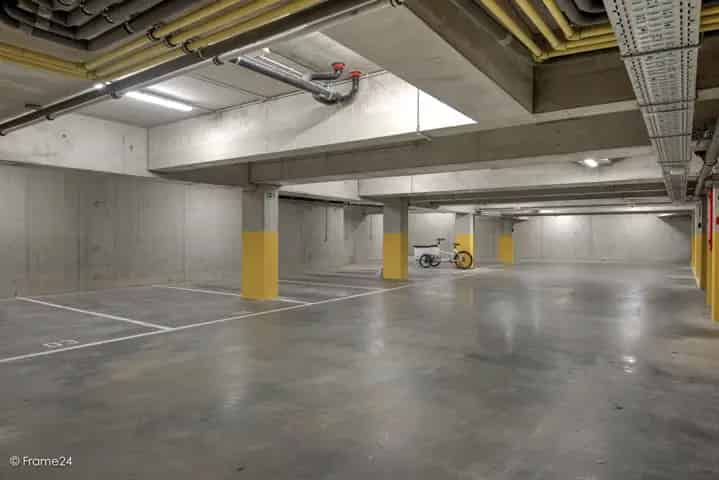 Overdekte parkeerplaats te koop in Gent