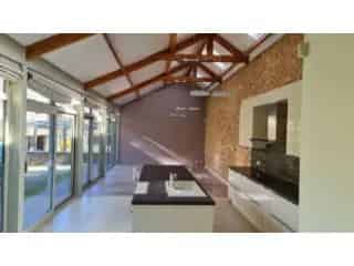 Villa te Koop Laken - Moderne Ruime Villa Nabij Metro en Europese School