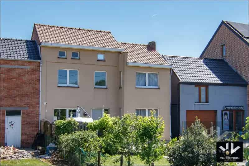 Huis te huur Tongeren: 3 slaapkamers, 2 badkamers, garage