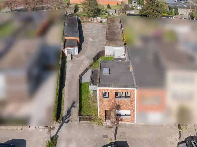 Projectgrond op 859m² op centrale ligging in Borsbeek