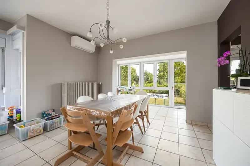 Instapklare Woning In Rustige Straat