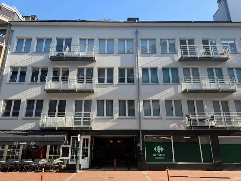 Dubbele autostaanplaats in het centrum van Knokke