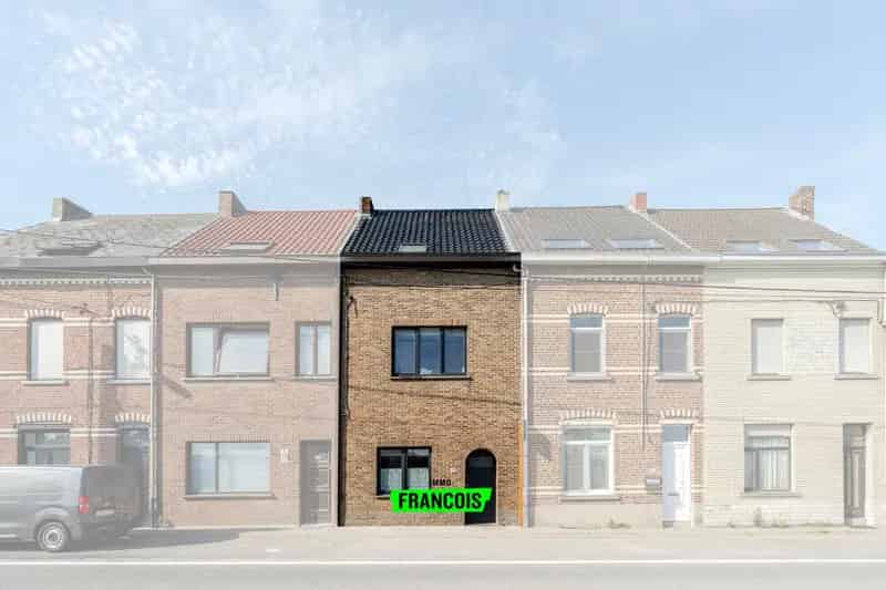Karaktervolle woning te koop in Pepingen nabij Halle