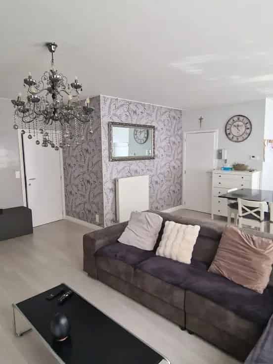 Appartement te Koop Antwerpen: 2 slaapkamers, terras, garage optie