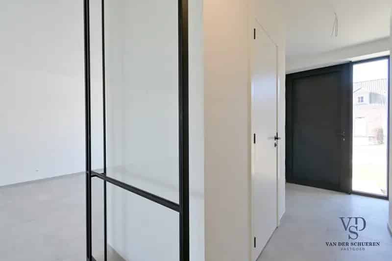 Half Open Bebouwing met afzonderlijke garage